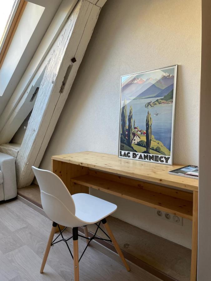 Studio Sous Les Toits Annecy Centre-Ville Exteriör bild